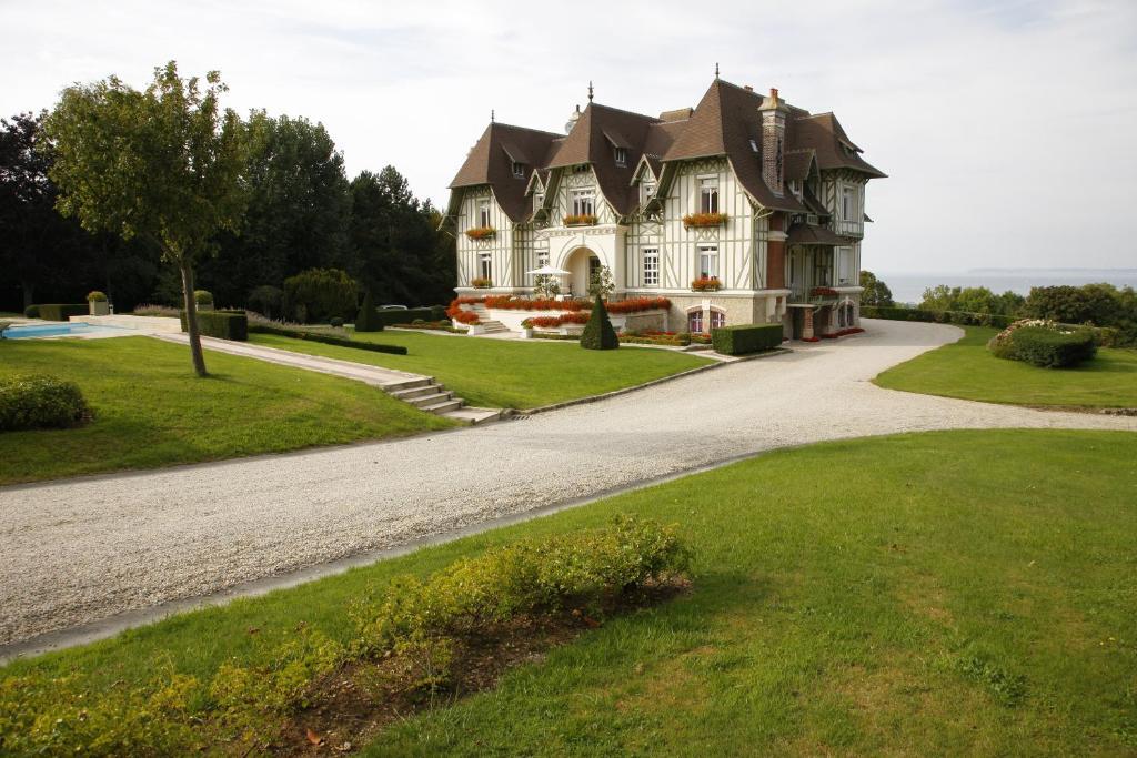 Manoir De Benerville Bed & Breakfast Deauville Eksteriør bilde